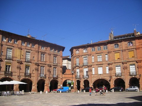 Montauban, place Nationale -Tarn et Garonne - Midi Pyrénées